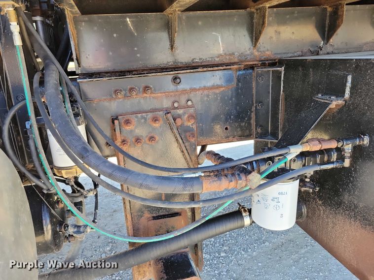 image for item DZ6656 2002 Volvo VHD64F dump truck