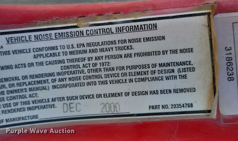 image for item DZ6656 2002 Volvo VHD64F dump truck