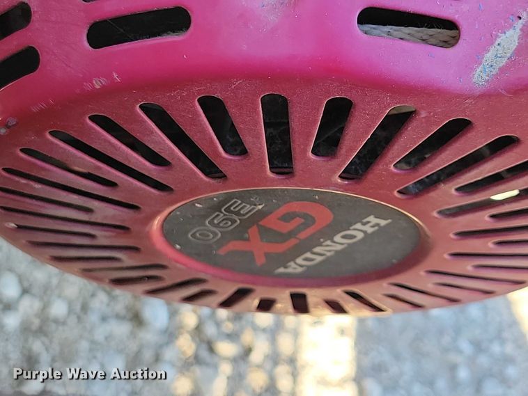 image for item DZ6657 1997 International  4700 water truck