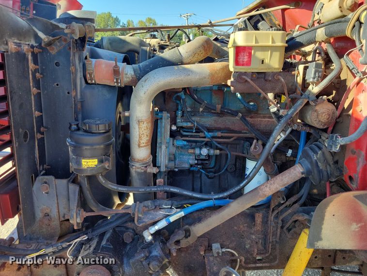 image for item DZ6657 1997 International  4700 water truck