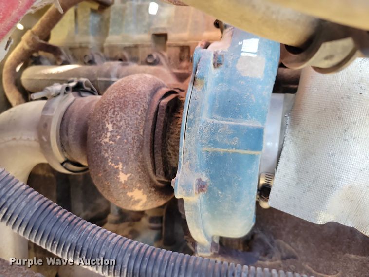 image for item DZ6657 1997 International  4700 water truck