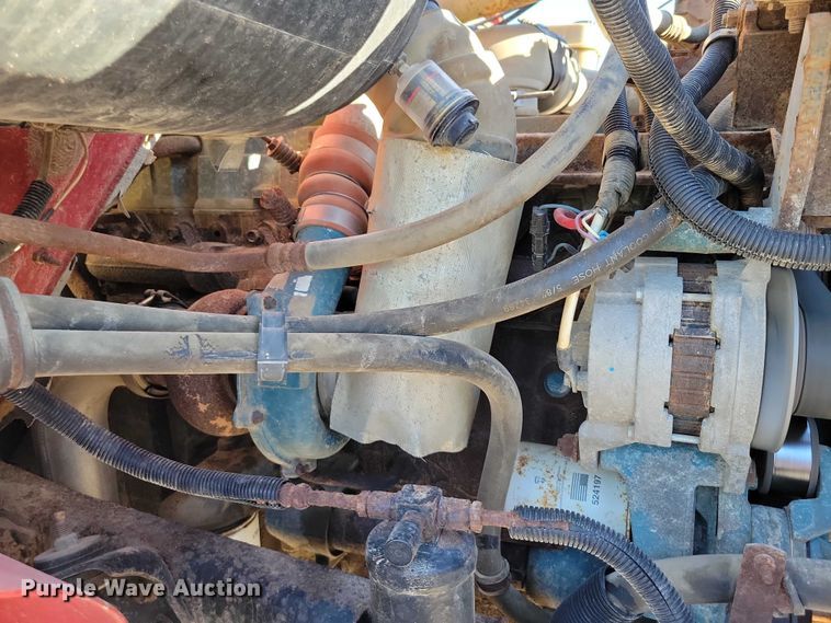 image for item DZ6657 1997 International  4700 water truck