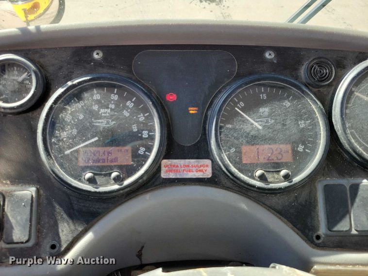 image for item DZ6658 2013 Bluebird school bus