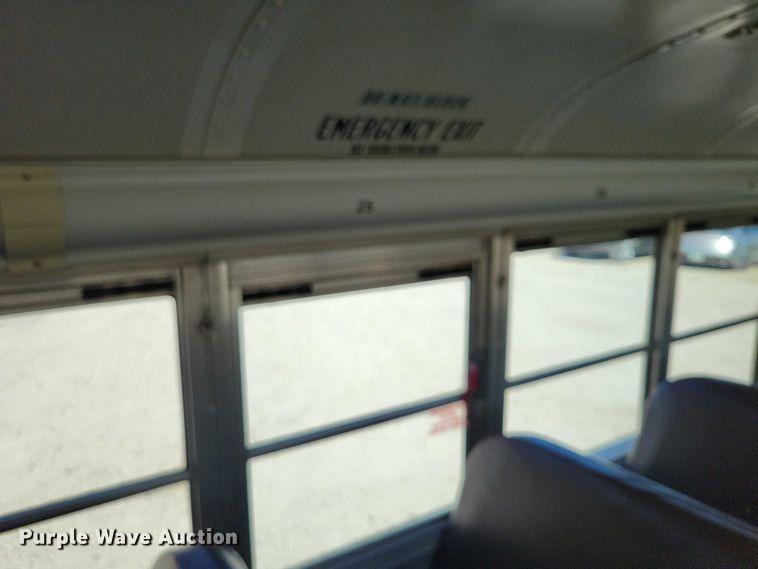 image for item DZ6658 2013 Bluebird school bus