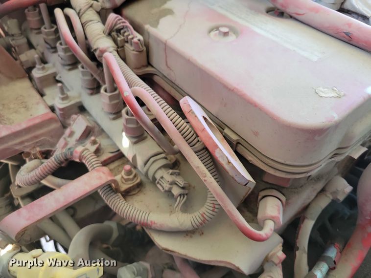 image for item DZ6658 2013 Bluebird school bus