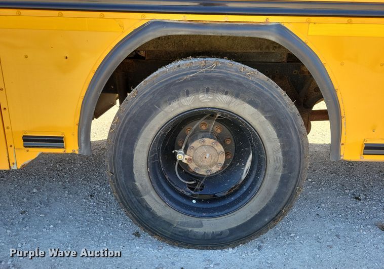 image for item DZ6658 2013 Bluebird school bus