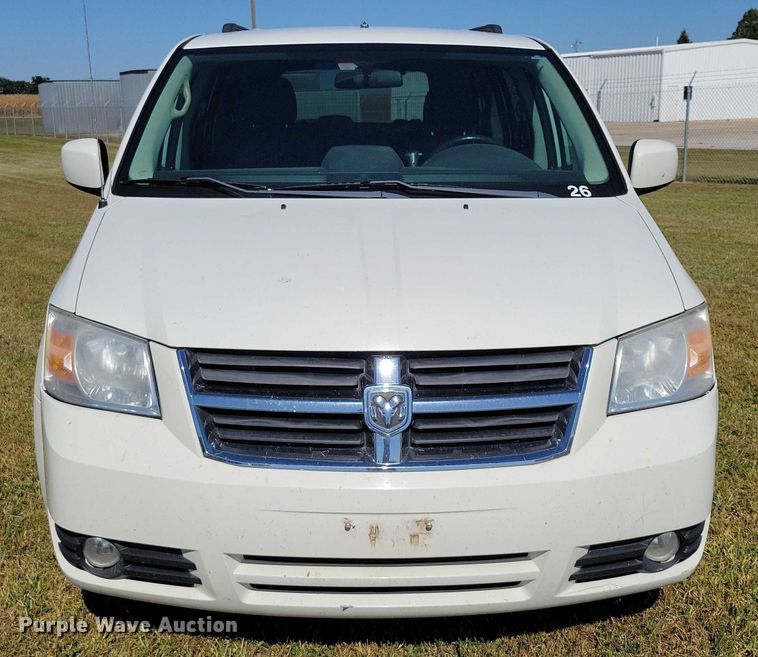 image for item DZ6660 2010 Dodge Grand Caravan van