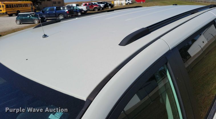 image for item DZ6660 2010 Dodge Grand Caravan van