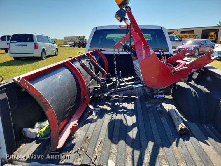 image for item DZ6661 2003 Chevrolet  Silverado 1500 Ext. Cab pickup truck