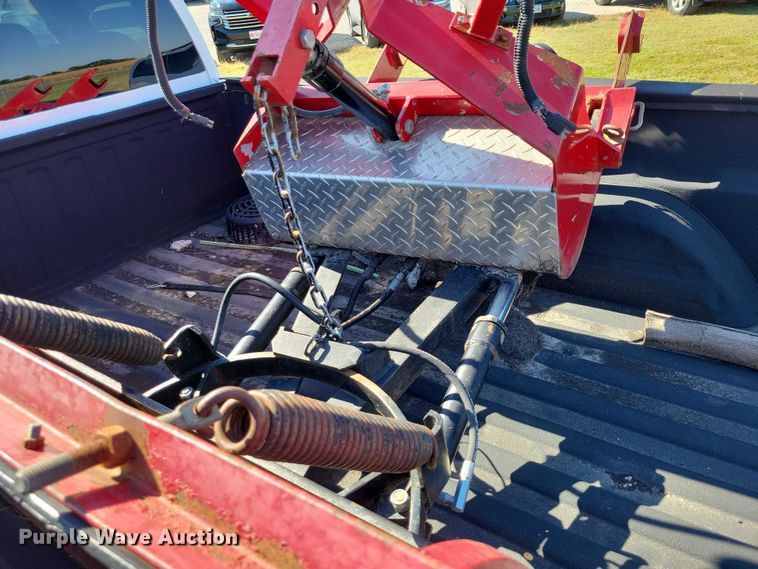 image for item DZ6661 2003 Chevrolet  Silverado 1500 Ext. Cab pickup truck