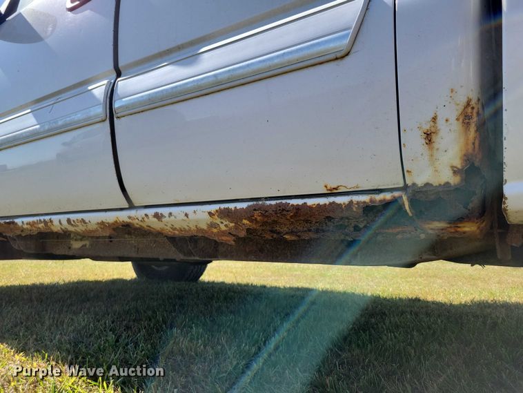 image for item DZ6661 2003 Chevrolet  Silverado 1500 Ext. Cab pickup truck