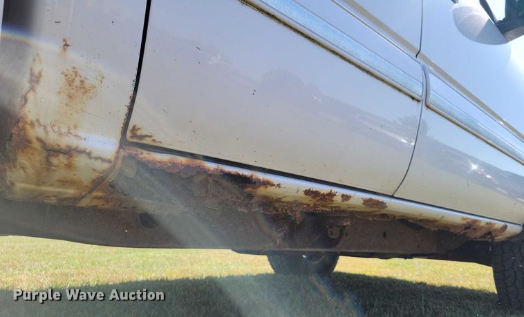 image for item DZ6661 2003 Chevrolet  Silverado 1500 Ext. Cab pickup truck