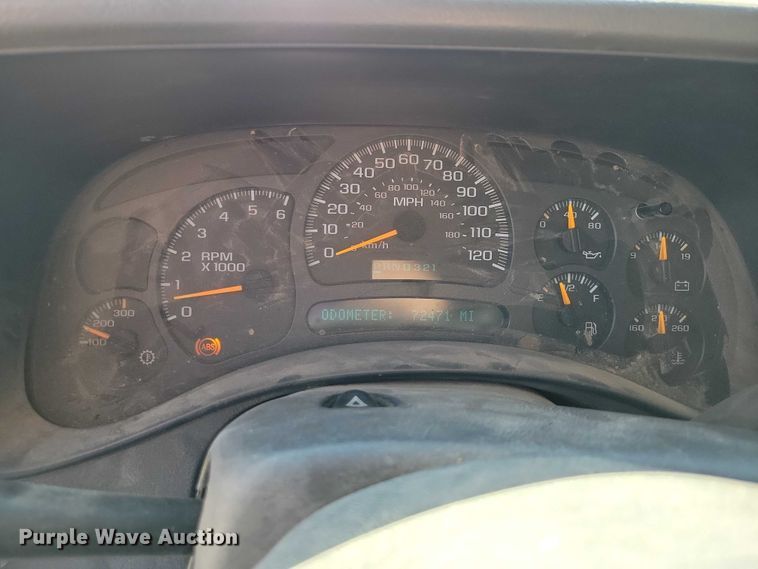 image for item DZ6661 2003 Chevrolet  Silverado 1500 Ext. Cab pickup truck