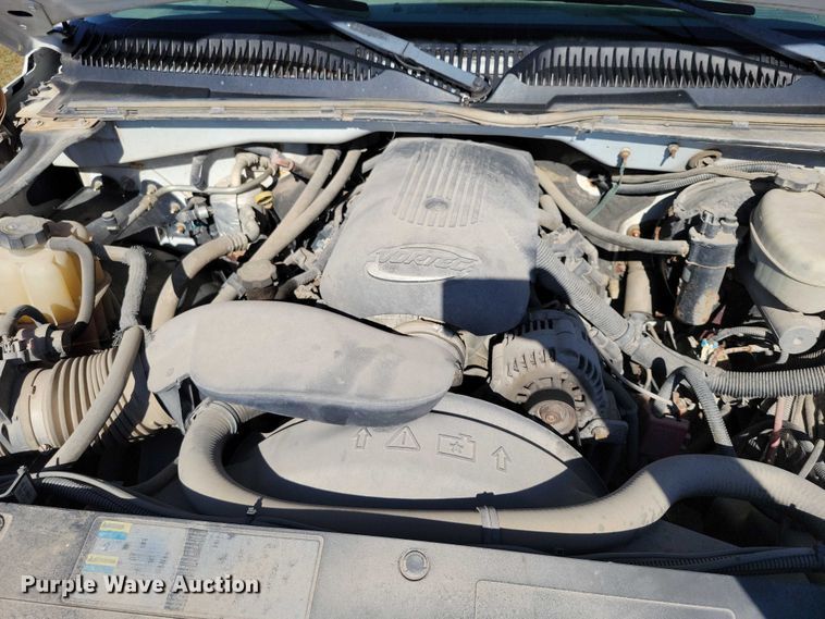 image for item DZ6661 2003 Chevrolet  Silverado 1500 Ext. Cab pickup truck