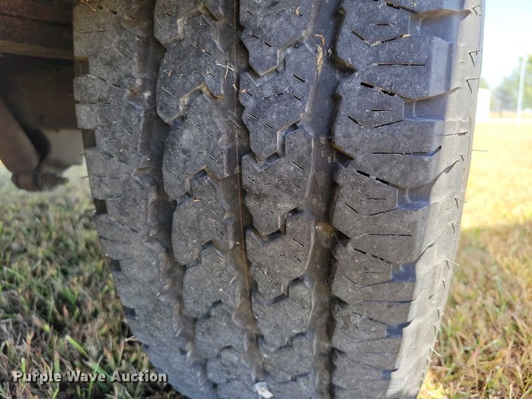 image for item DZ6662 2017 Chevrolet  Express van