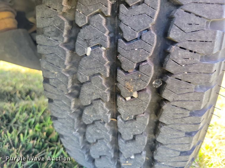 image for item DZ6662 2017 Chevrolet  Express van