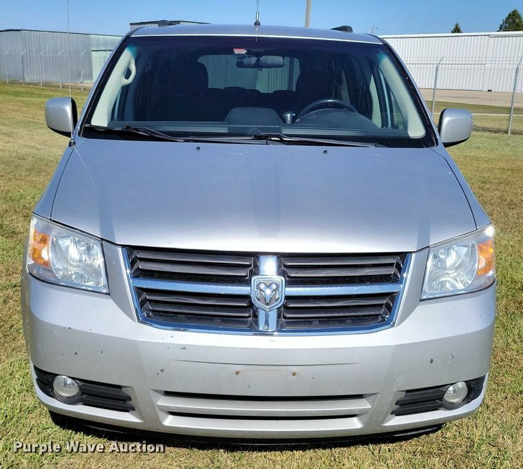 image for item DZ6663 2010 Dodge Grand Caravan  van