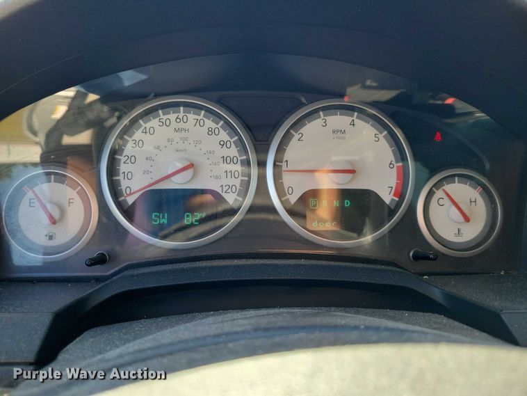 image for item DZ6663 2010 Dodge Grand Caravan  van