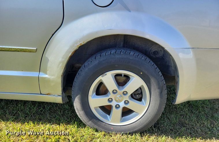 image for item DZ6663 2010 Dodge Grand Caravan  van