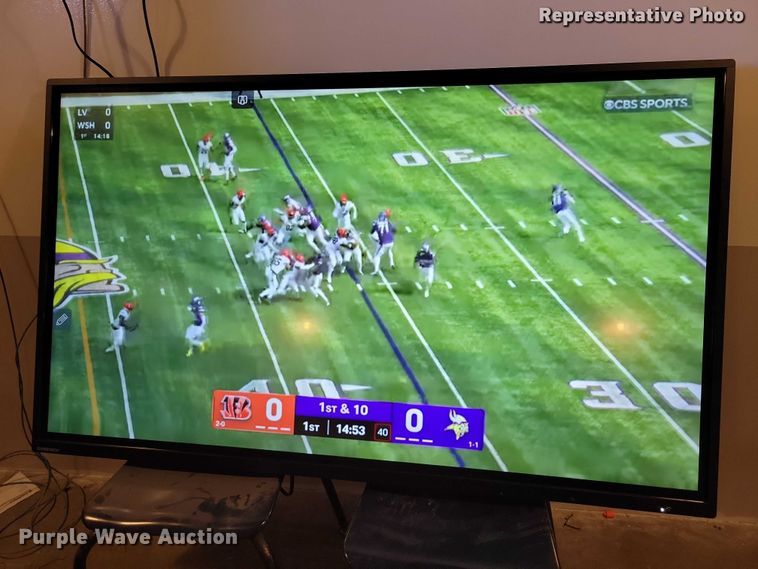 image for item DZ6676 (5) Clevertouch Impact Lux screens