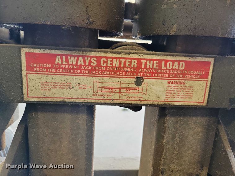 image for item DZ6677 Napa automotive lift