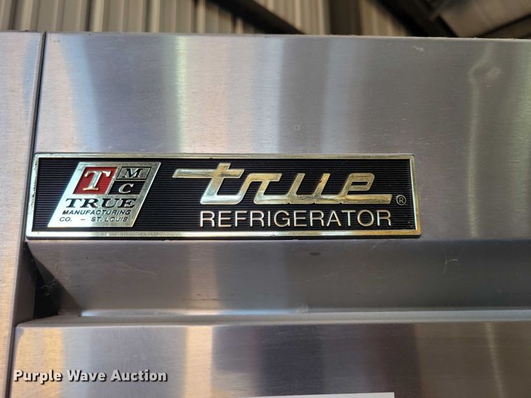 image for item DZ6680 True refrigerator and freezer