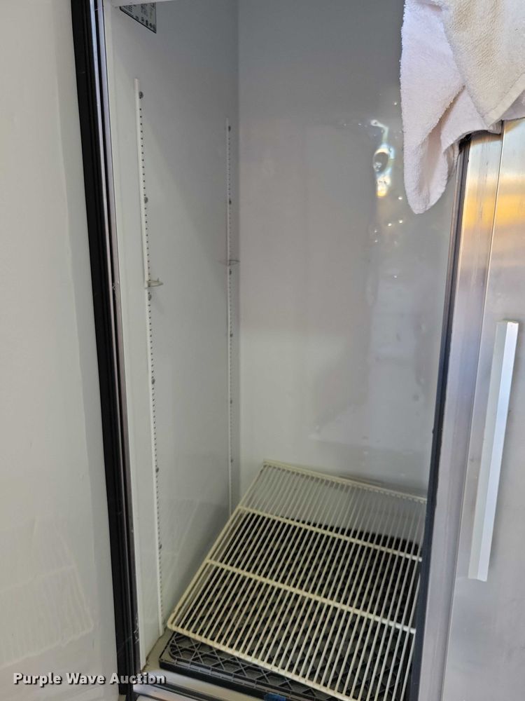 image for item DZ6681 Restaurant equipment