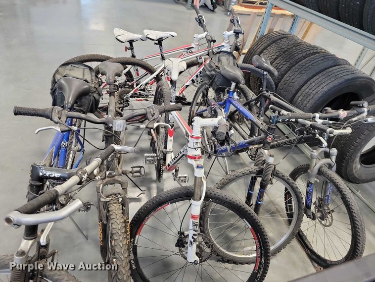 image for item DZ6689 (7) bikes