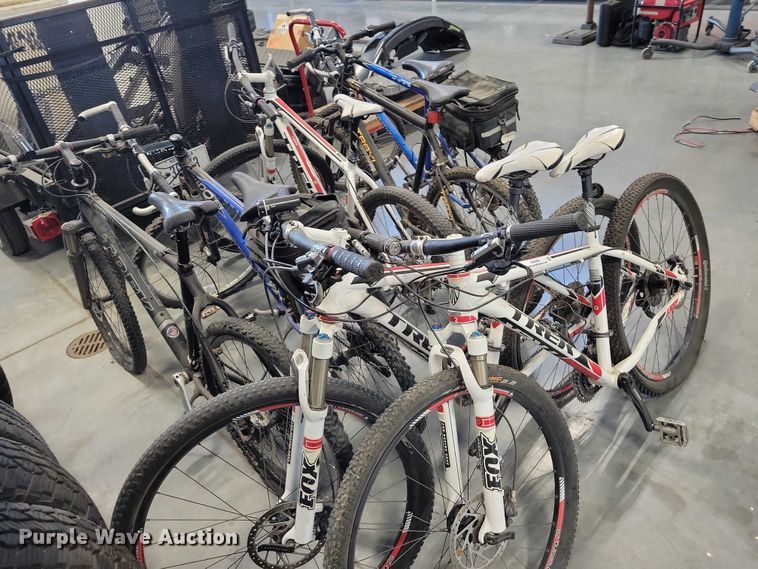 image for item DZ6689 (7) bikes