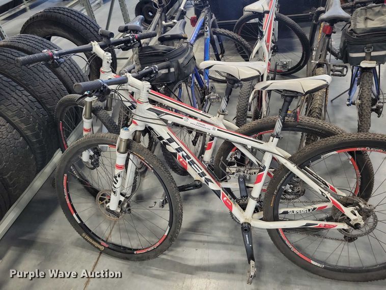 image for item DZ6689 (7) bikes