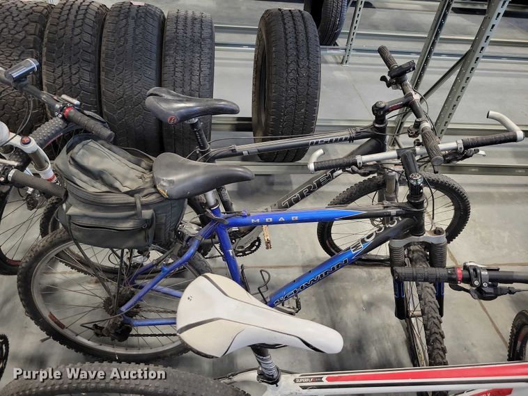 image for item DZ6689 (7) bikes