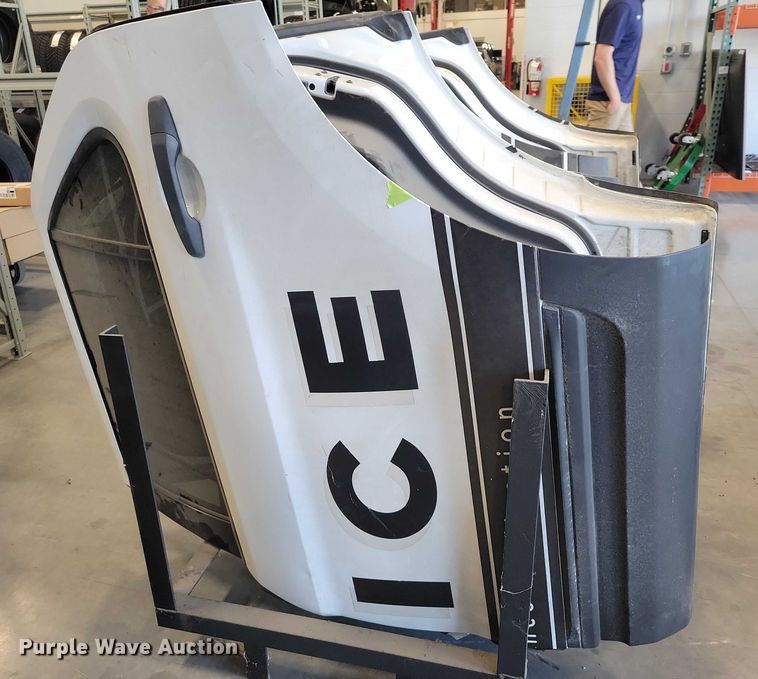 image for item DZ6690 Automotive parts