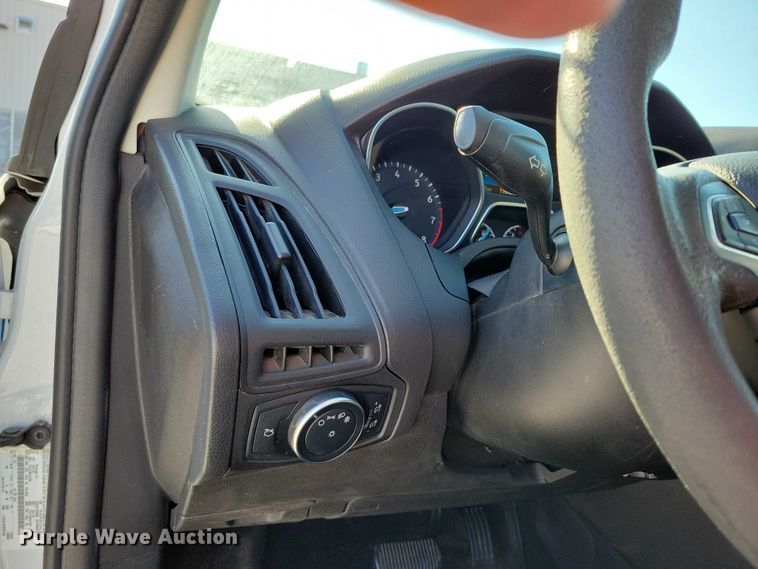 image for item DZ6696 2017 Ford Focus 