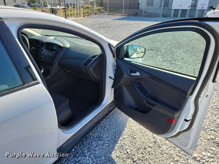 image for item DZ6696 2017 Ford Focus 