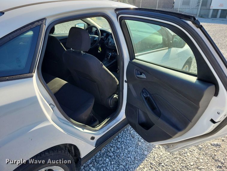 image for item DZ6696 2017 Ford Focus 