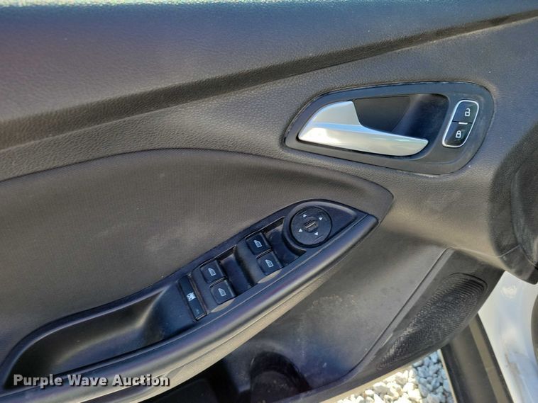 image for item DZ6698 2016 Ford Focus 