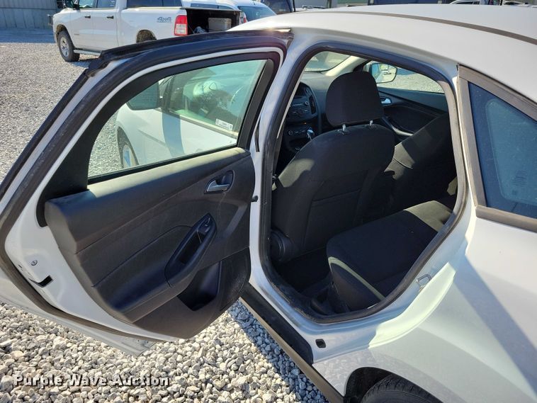 image for item DZ6698 2016 Ford Focus 