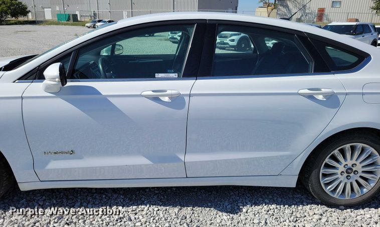 image for item DZ6699 2016 Ford Fusion 