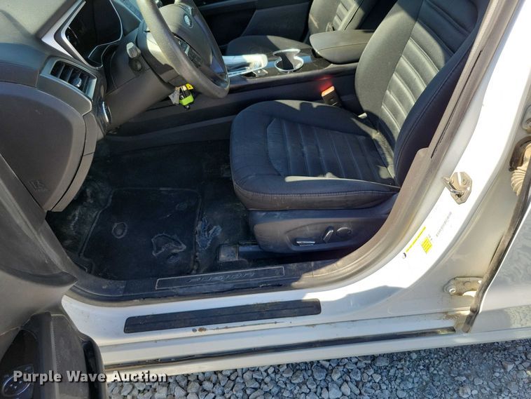image for item DZ6699 2016 Ford Fusion 