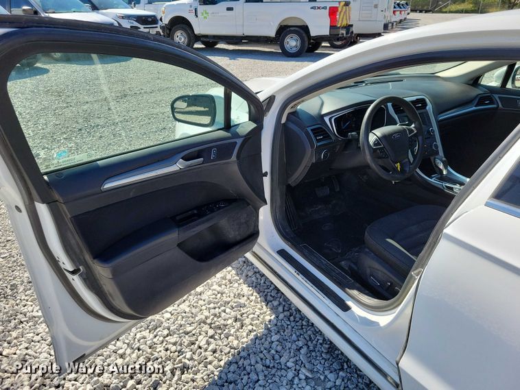 image for item DZ6699 2016 Ford Fusion 