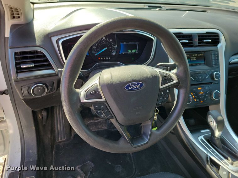 image for item DZ6699 2016 Ford Fusion 
