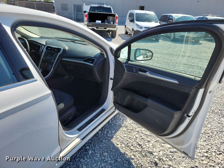 image for item DZ6699 2016 Ford Fusion 