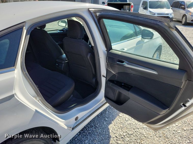 image for item DZ6699 2016 Ford Fusion 