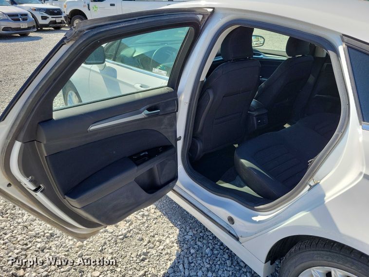 image for item DZ6699 2016 Ford Fusion 