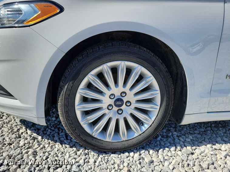 image for item DZ6699 2016 Ford Fusion 