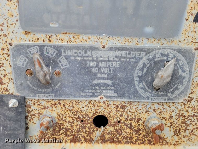 image for item DZ6711 Lincoln welder