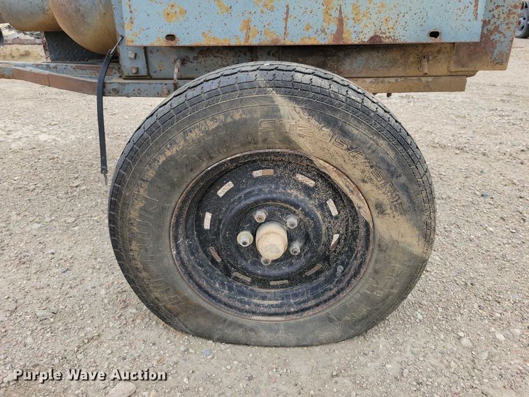 image for item DZ6711 Lincoln welder