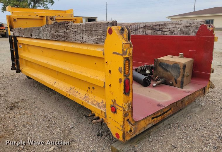 image for item DZ6713 Henderson XD X 15 X 36 dump bed