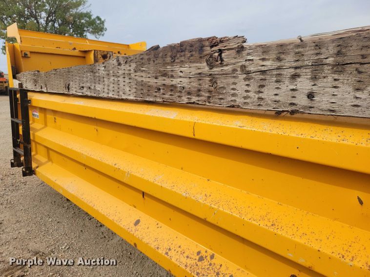 image for item DZ6713 Henderson XD X 15 X 36 dump bed