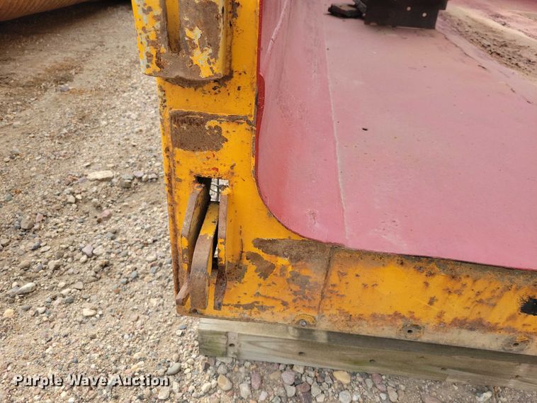 image for item DZ6713 Henderson XD X 15 X 36 dump bed